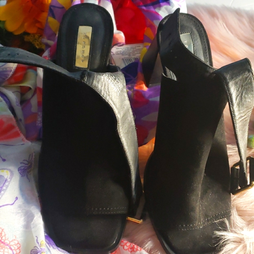 Peep toe heels